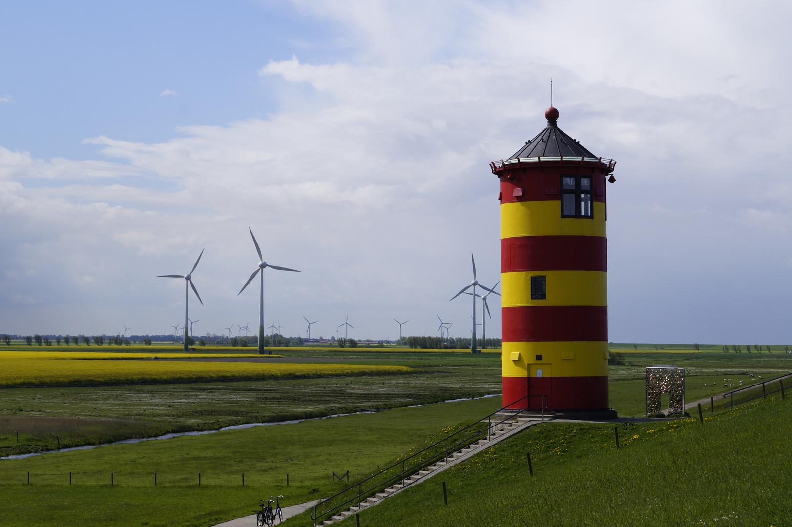 Ottos Leuchtturm- Pilsum