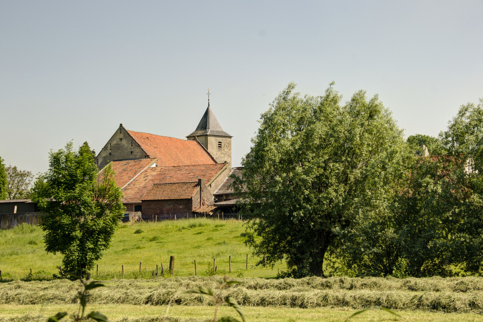 Oud-Valkenburg - Chaloensvoetpad - View on Oud-Valkenburg - 01