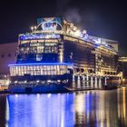 Ovation of the Seas_1