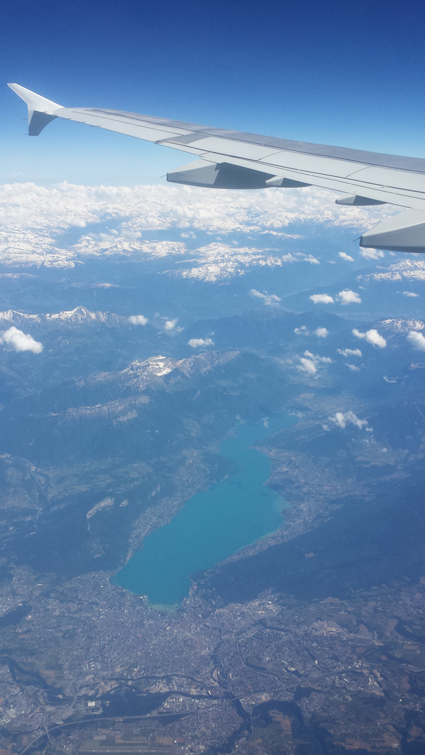 Over Lac d'Annecy