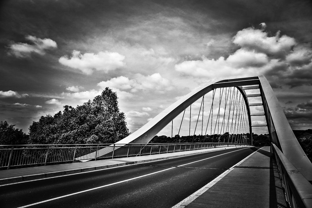 Over the bridge Foto & Bild architektur, straßen & brücken