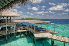 Over Water Restaurant 
