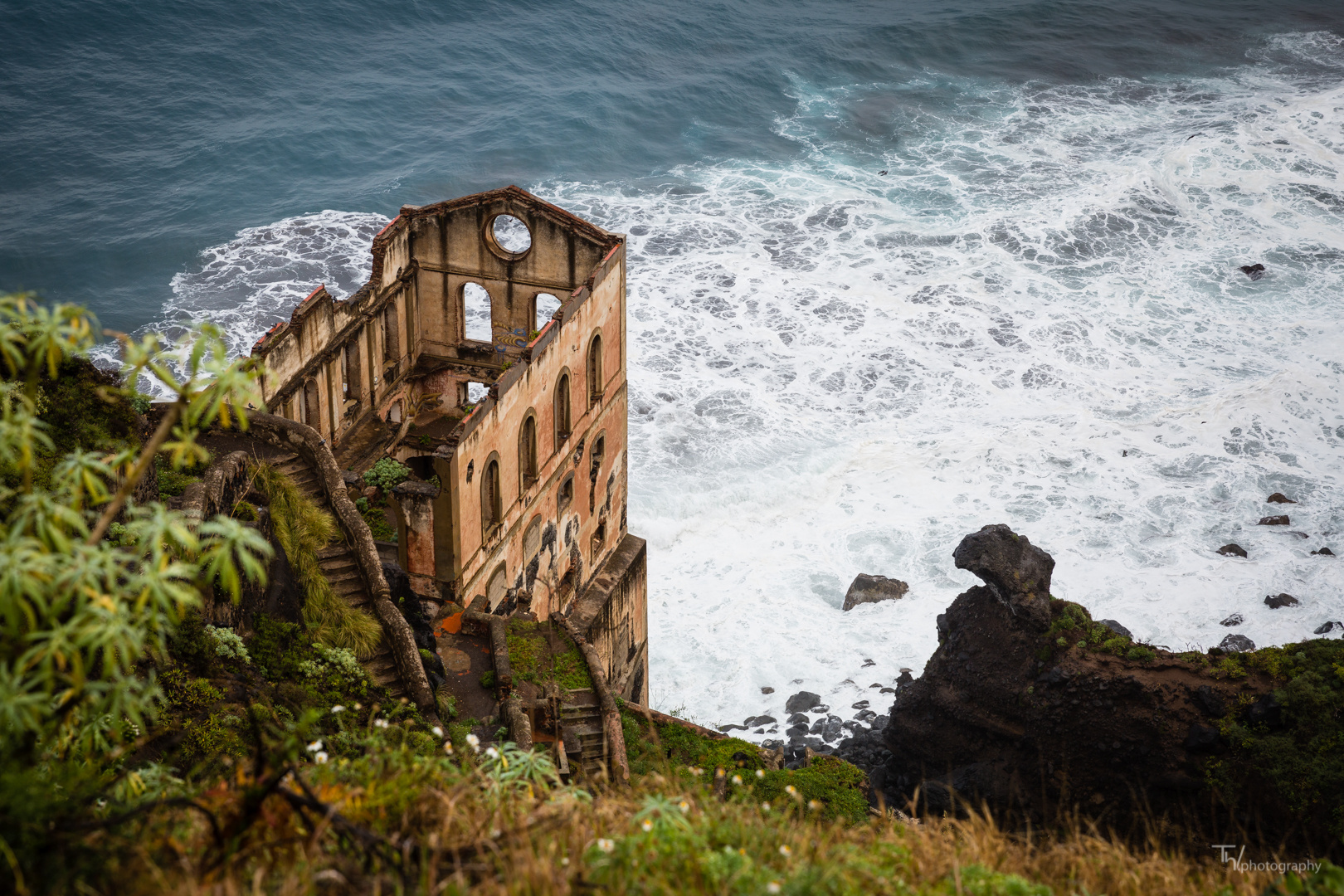 ~ overlooking the sea ~