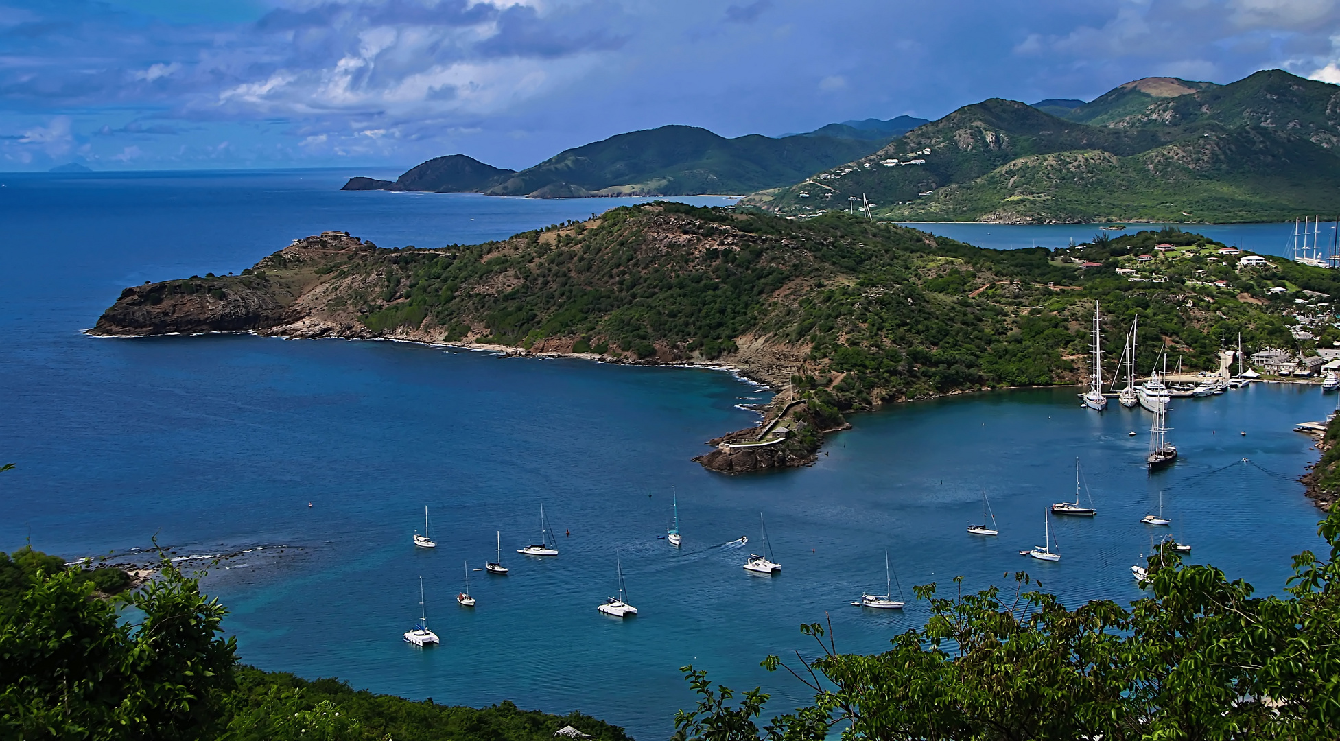 Overview of Antigua  -Impressions of Caribbean - Motiv vom Weltenbummler