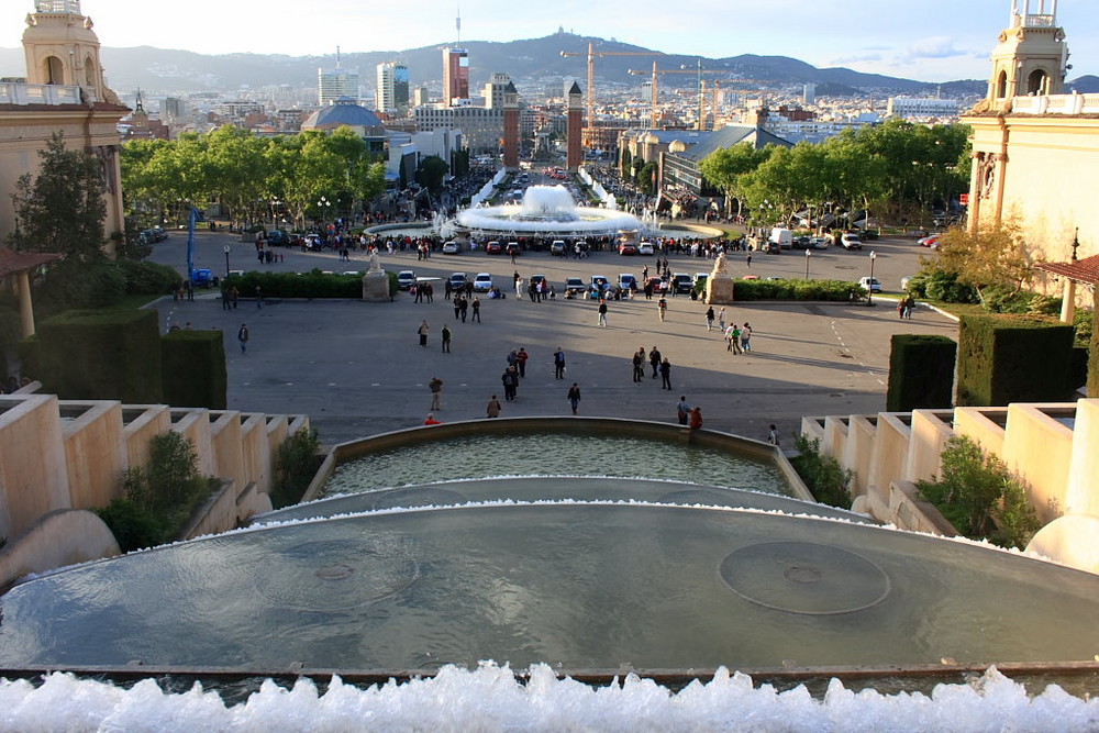 Overview of Plaza Espana