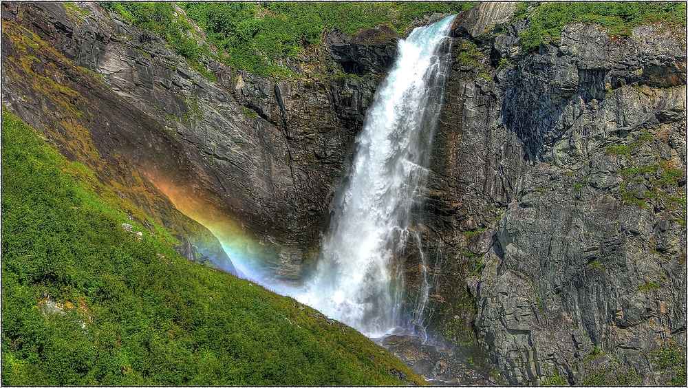 Ovstebrufossen in der Stryn-Kommune ; Norwegenreise 2012 ( HDR )