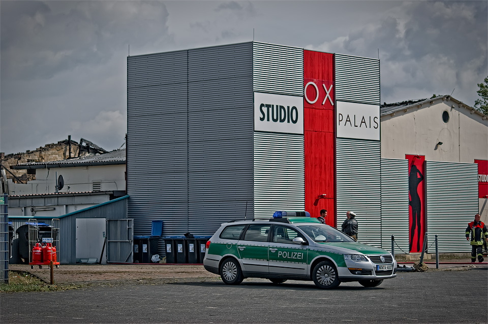 OX Palaise (Paderborn) abgebrannt - Dach kaputt!