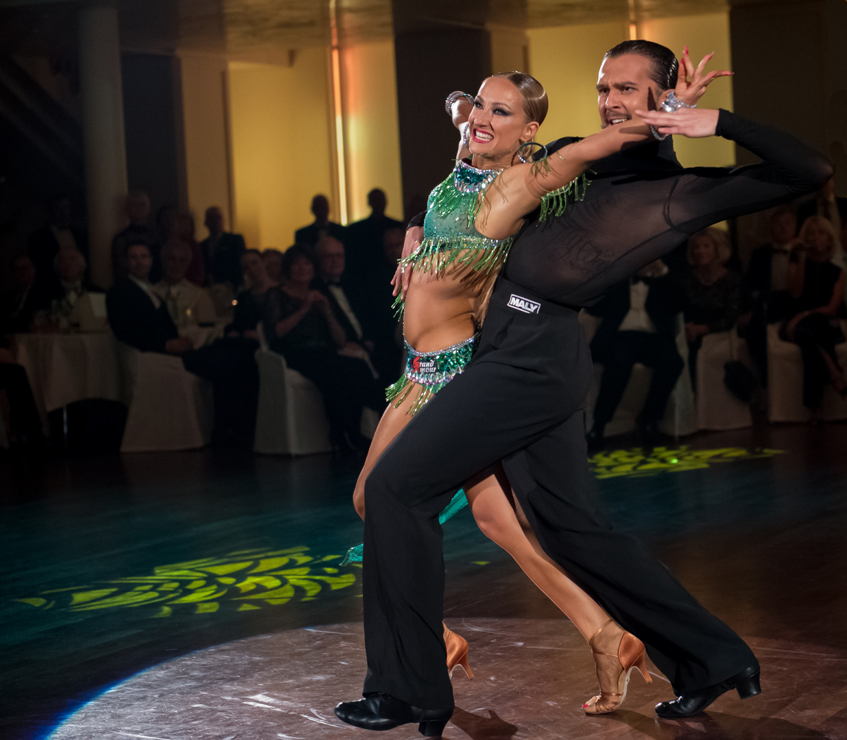 Oxana Lebedew und Pavel Zvychaynyy bei der Samba