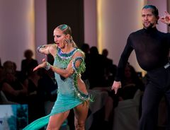 Oxana Lebedew und Pavel Zvychaynyy bei der Samba