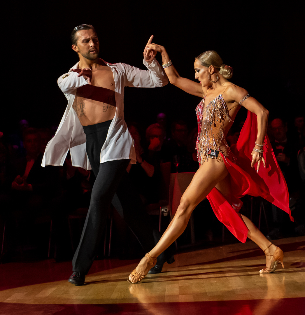 Oxana Lebedew&Pavel Zvychaynyy bei der Rumba