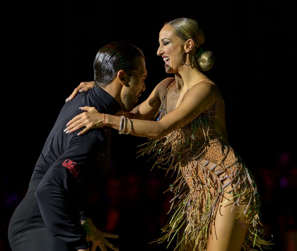 Oxana Lebedew&Pavel Zvychaynyy bei der Samba