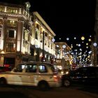 Oxford Circus mit Bewegung in der Weihnachtszeit