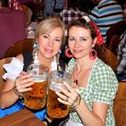 O´zapft is! Prosit , Willkommen zum Oktoberfest:)