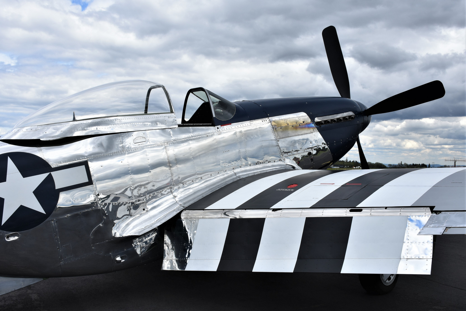 P 51 Mustang zu Besuch im Siegerland