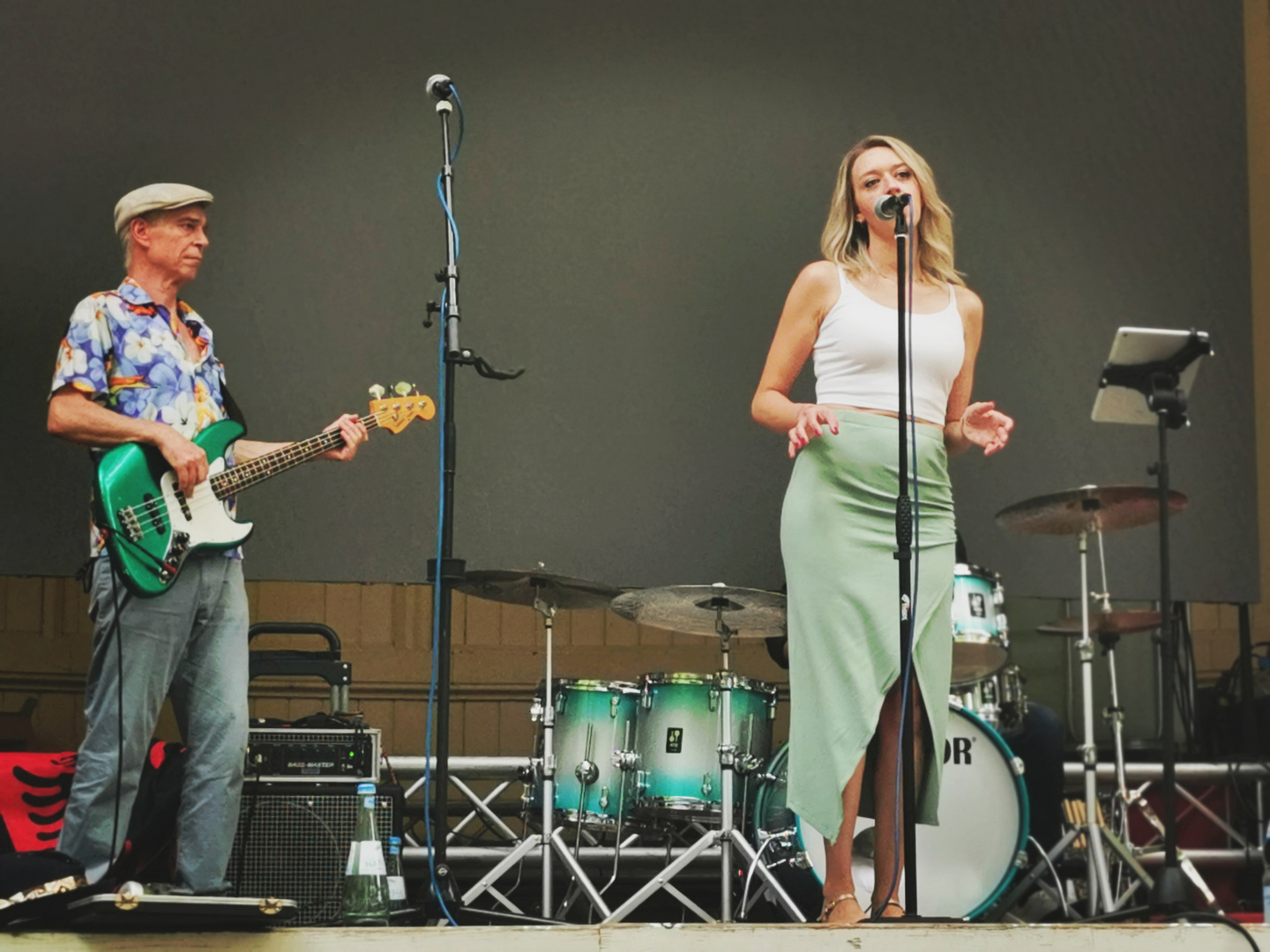 P_ Bass Vocal Lucky p30-2024-07-14-339-col +text