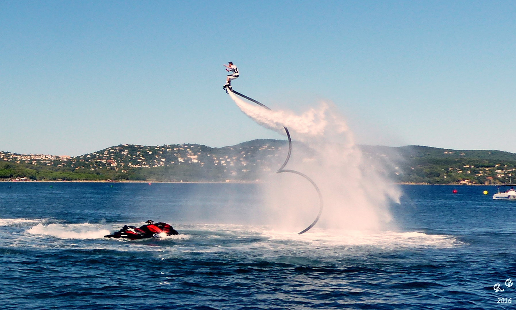 P1110273  (flyboard )