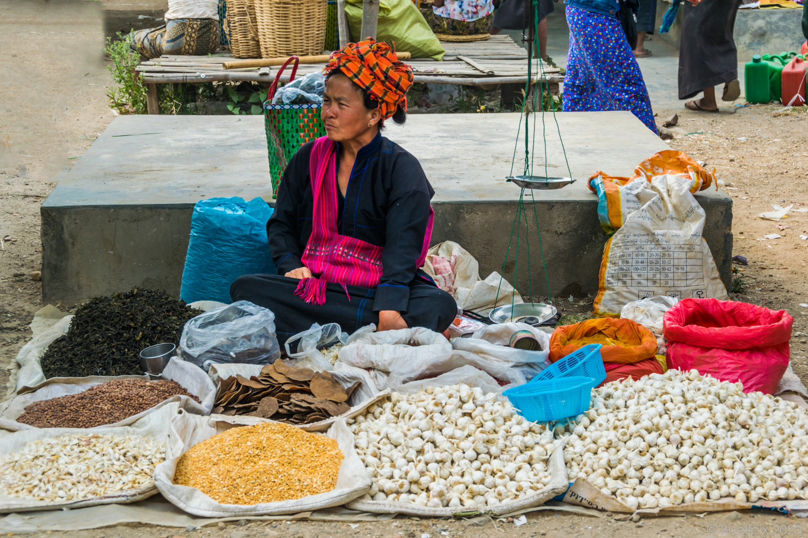 Pa-O Frau auf dem Nan Pan Market in Nampan (© Buelipix)