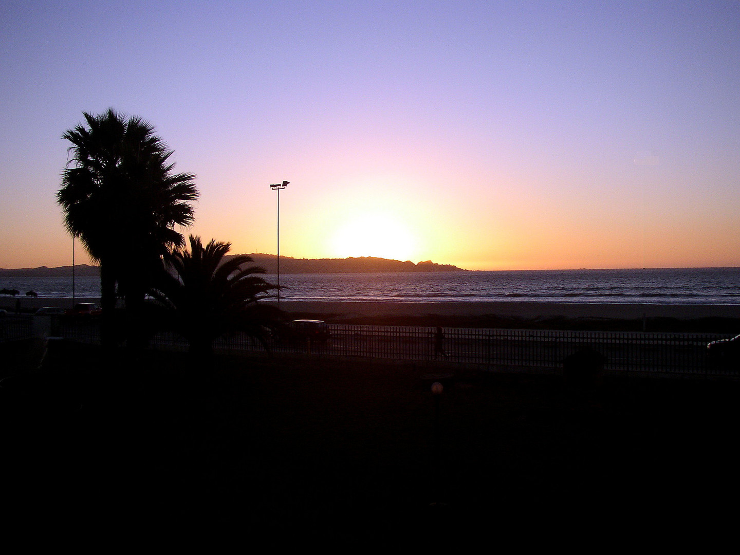 Pacific-Coast-Sunset an der PanAmericana in Coquimbo/Chile