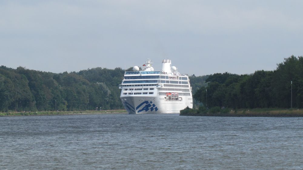 Pacific Princess - Kiel Canal 2019