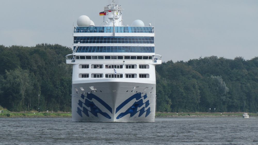Pacific Princess - Kiel Canal 2019