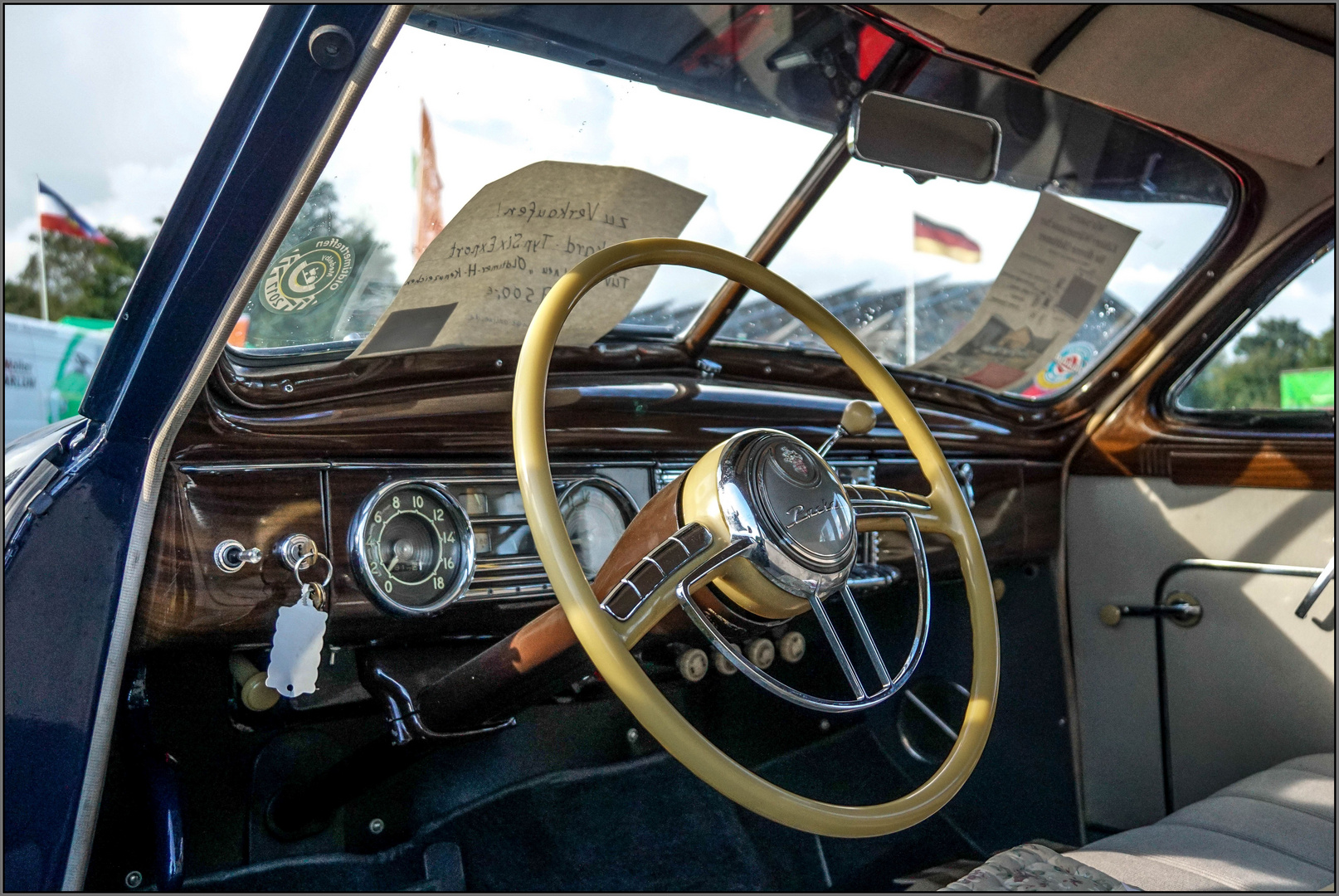 Packard Sedan (2) ...