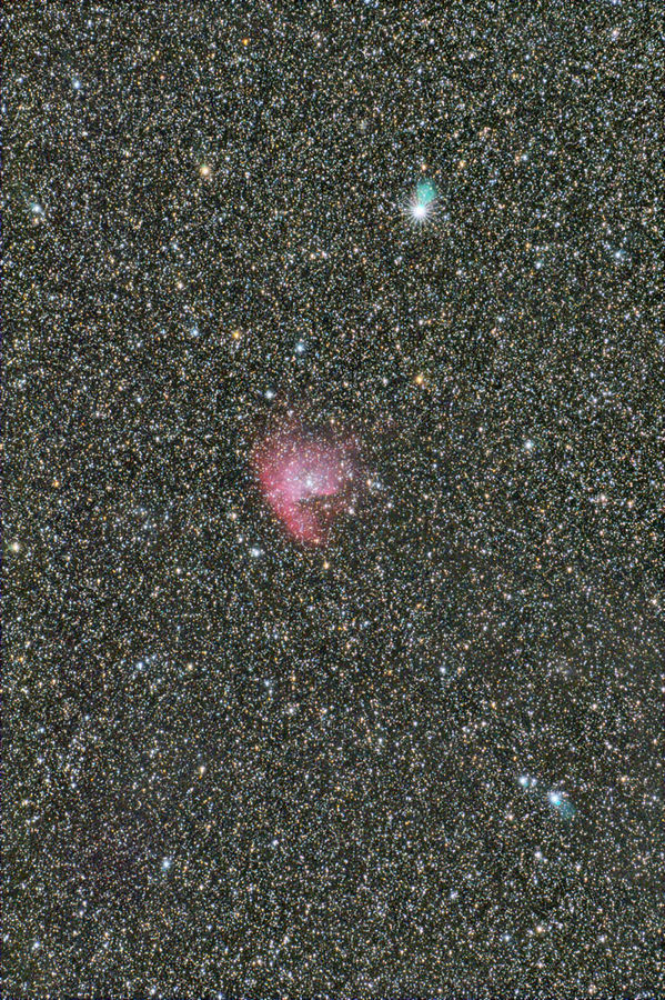 Pacman-Nebel (NGC 281)