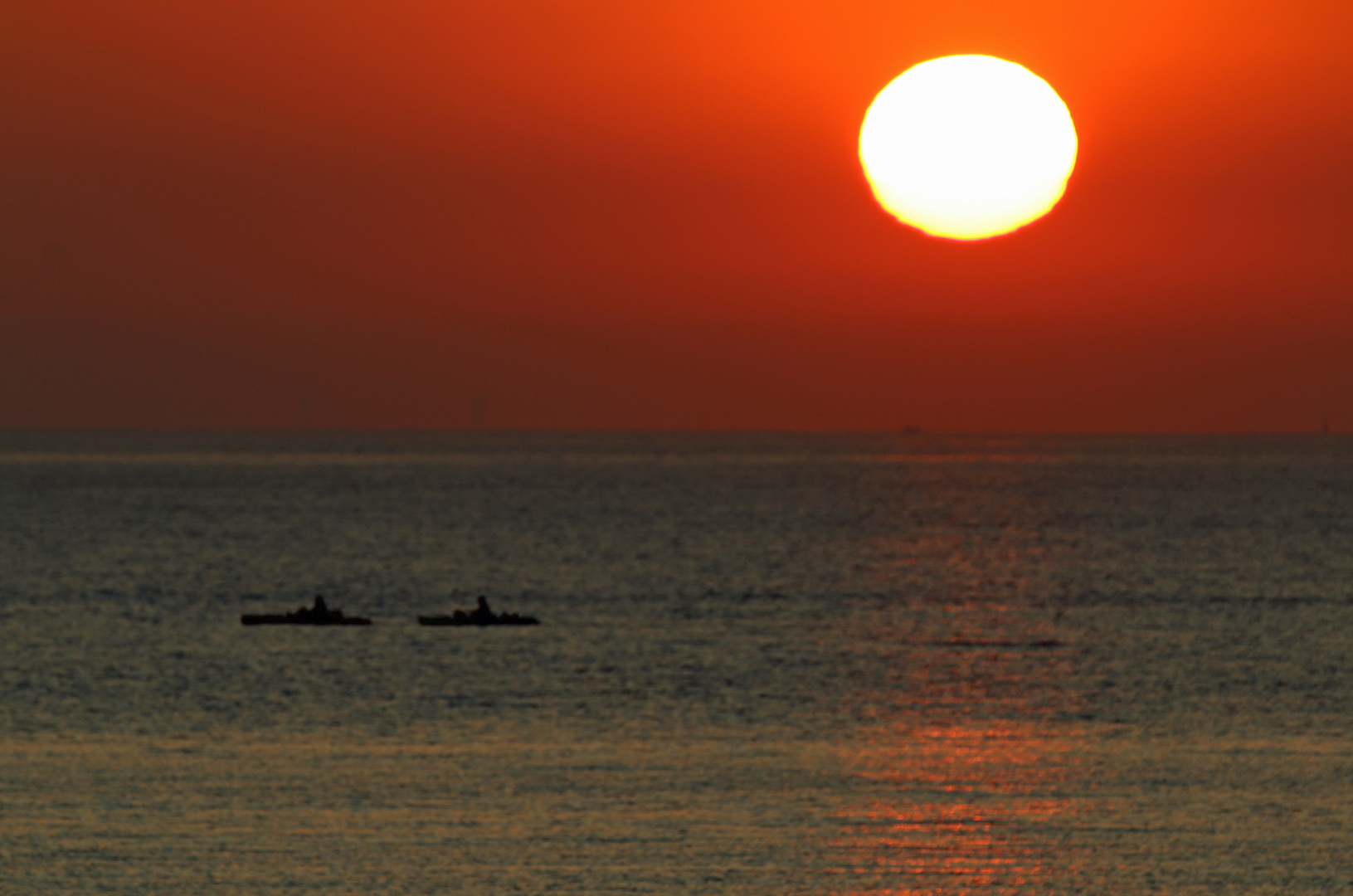 Paddlen im Sonnenaufgang