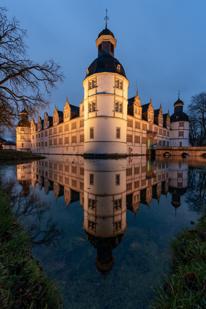 Paderborn Schloss - mit Youtube Video on location