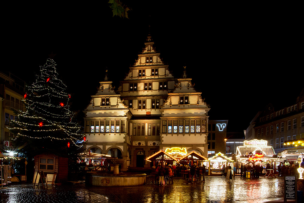 Paderborner Rathaus zur Adventszeit