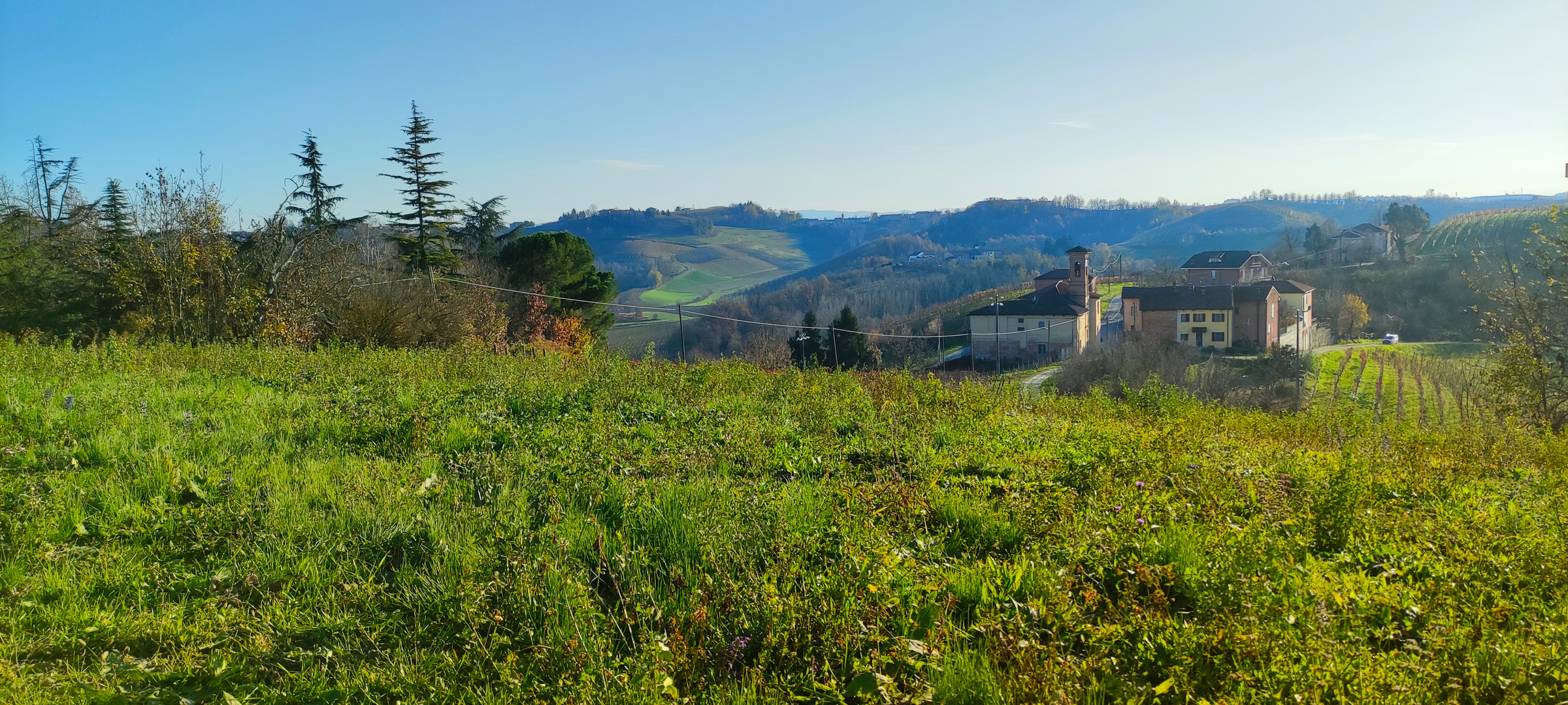 Paesaggio con chiesetta