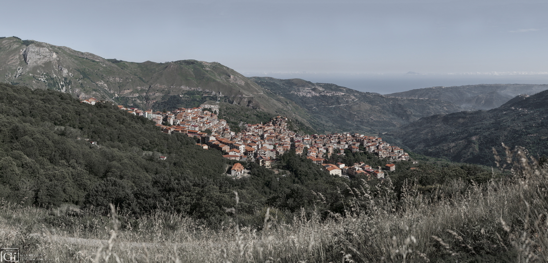 Paesi e paesaggio. Dai monti al mare oltre l'orizzonte