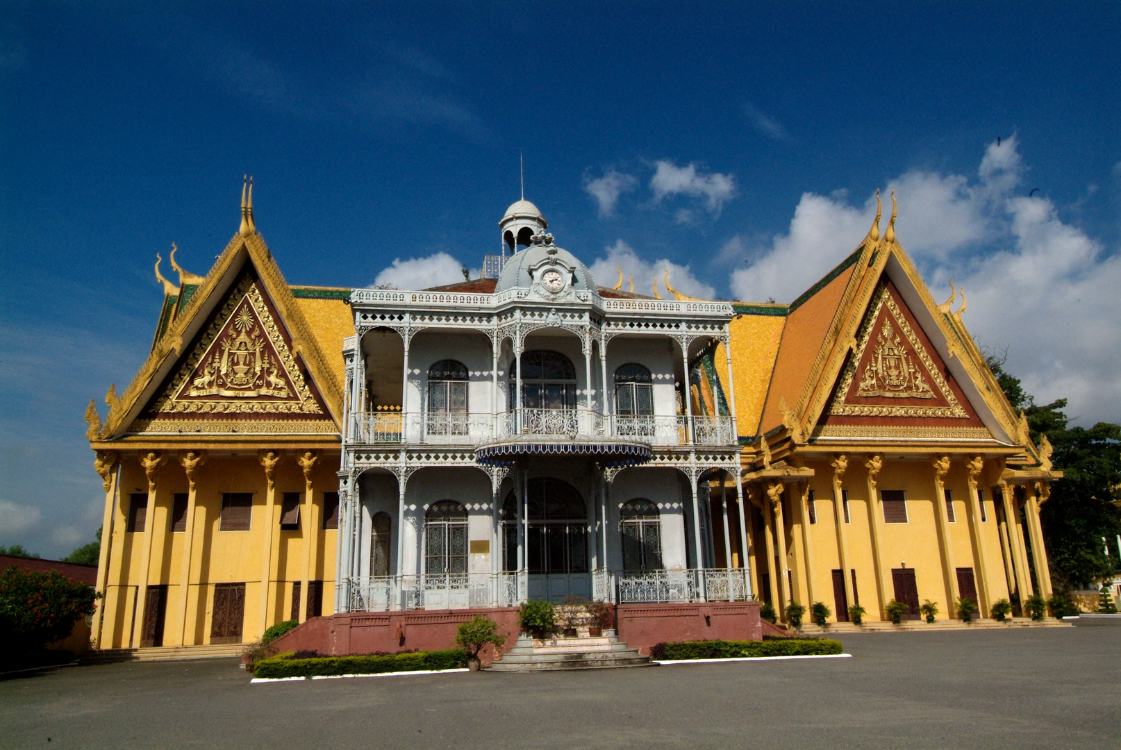 Pagode d'Or et Pavillon