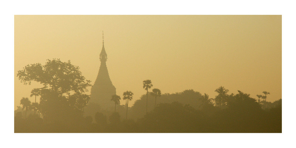 Pagode im Abendlicht