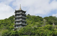 ...Pagode in den Marmorbergen...