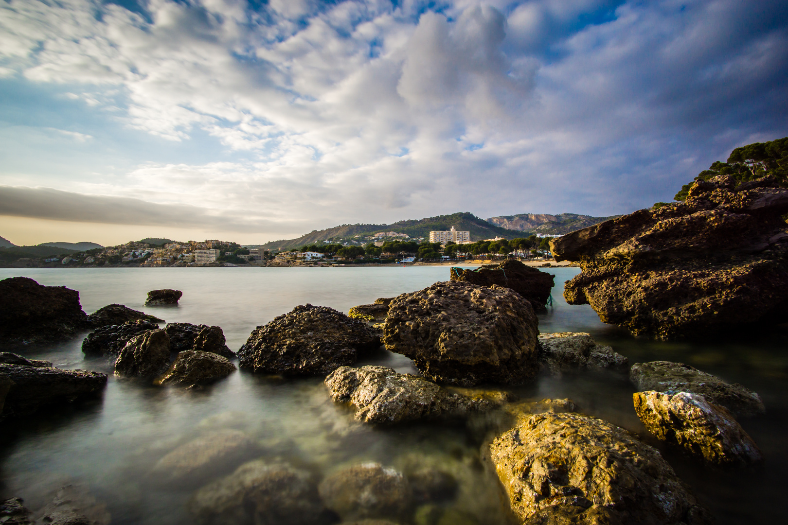 Paguera Felsen am Strand