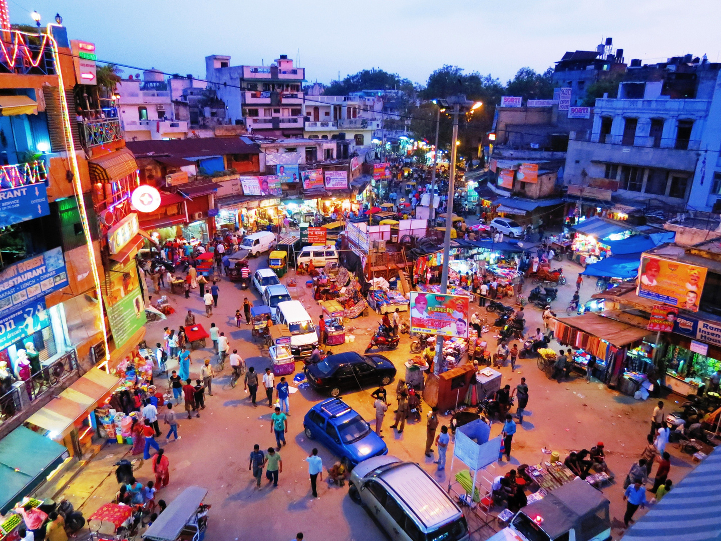 Paharganji Main Bazar