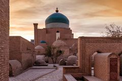 Pahlawan- Mahmud-Mausoleum