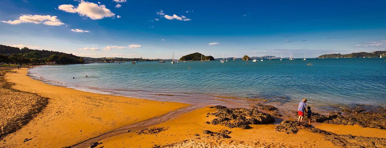 Paihia bay