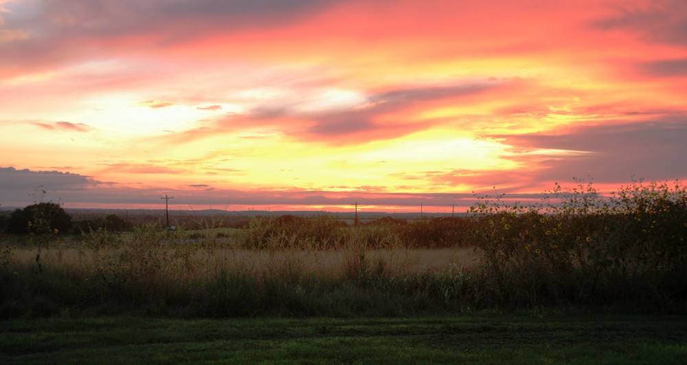 Paint-splashed South TX Sky