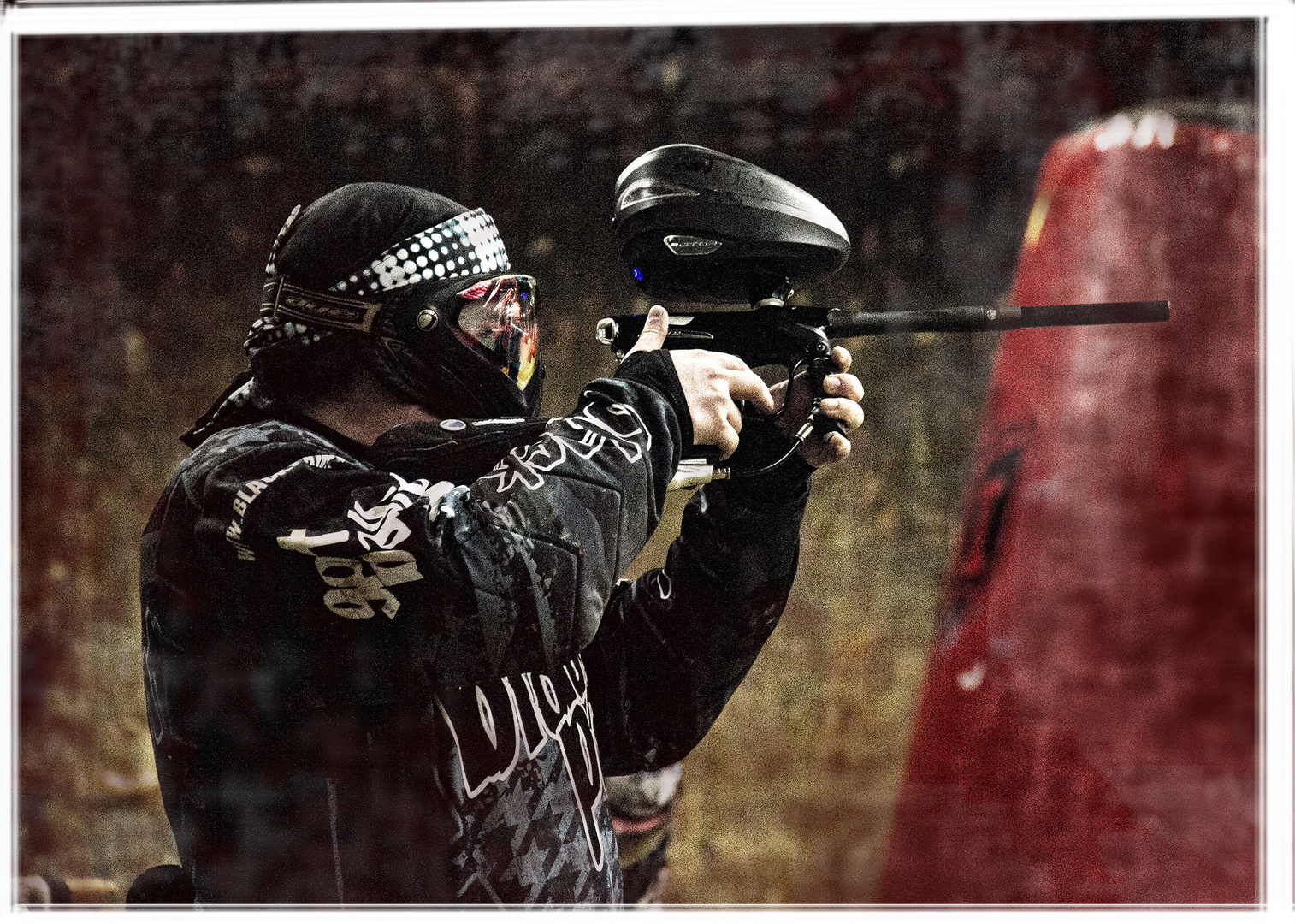 ** Paintball **