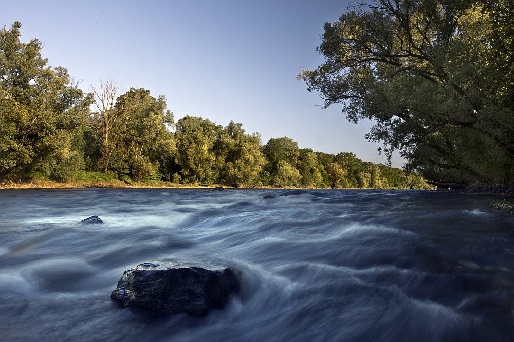 Painting the River