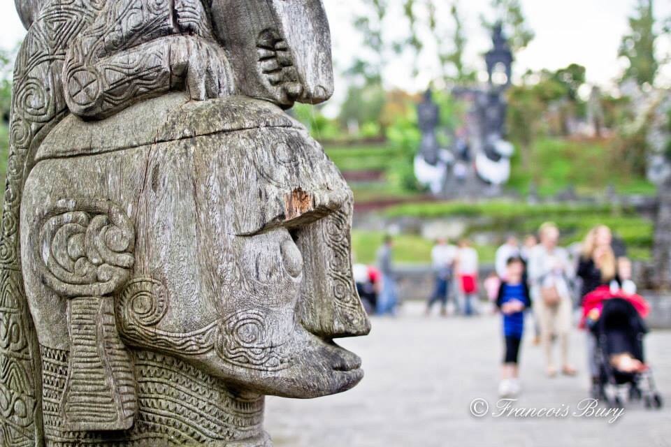 Pairi Daiza sculpture de bois