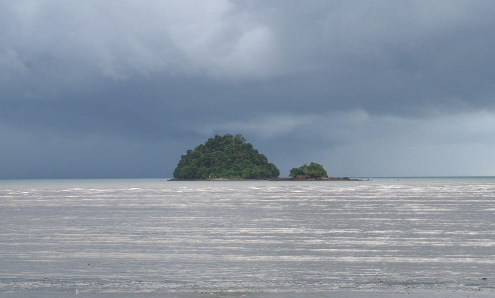 [ … Pak Meng Beach ]