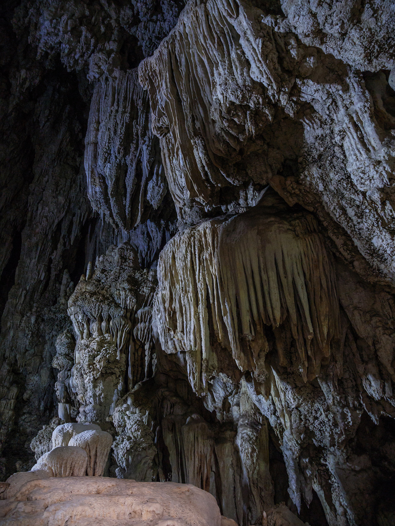 Pakarang Cave