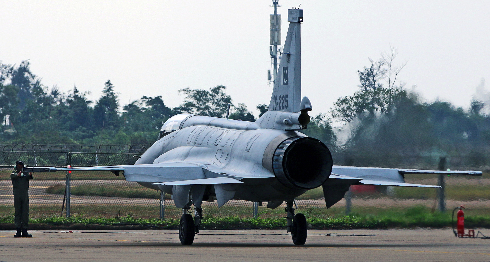 PAKISTAN AIR FORCE / JF-17