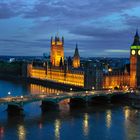 Palace of Westminster zur blauen Stunde