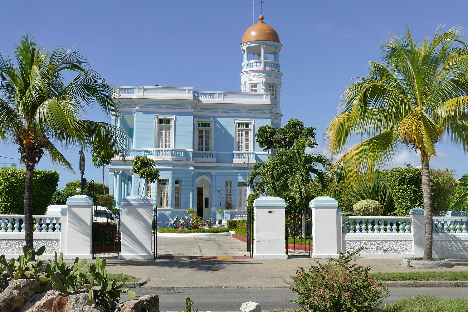 ...Palacio Azul...