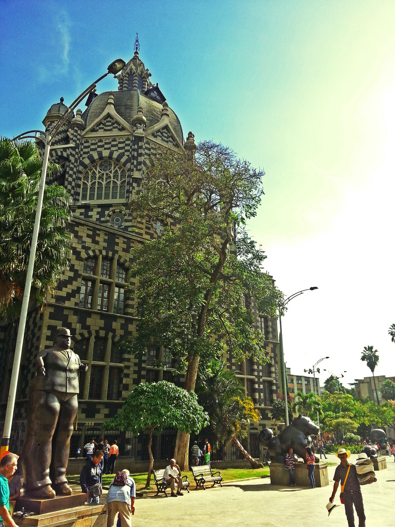 PALACIO DE ARTE PLAZA BERRIO - MEDELLIN