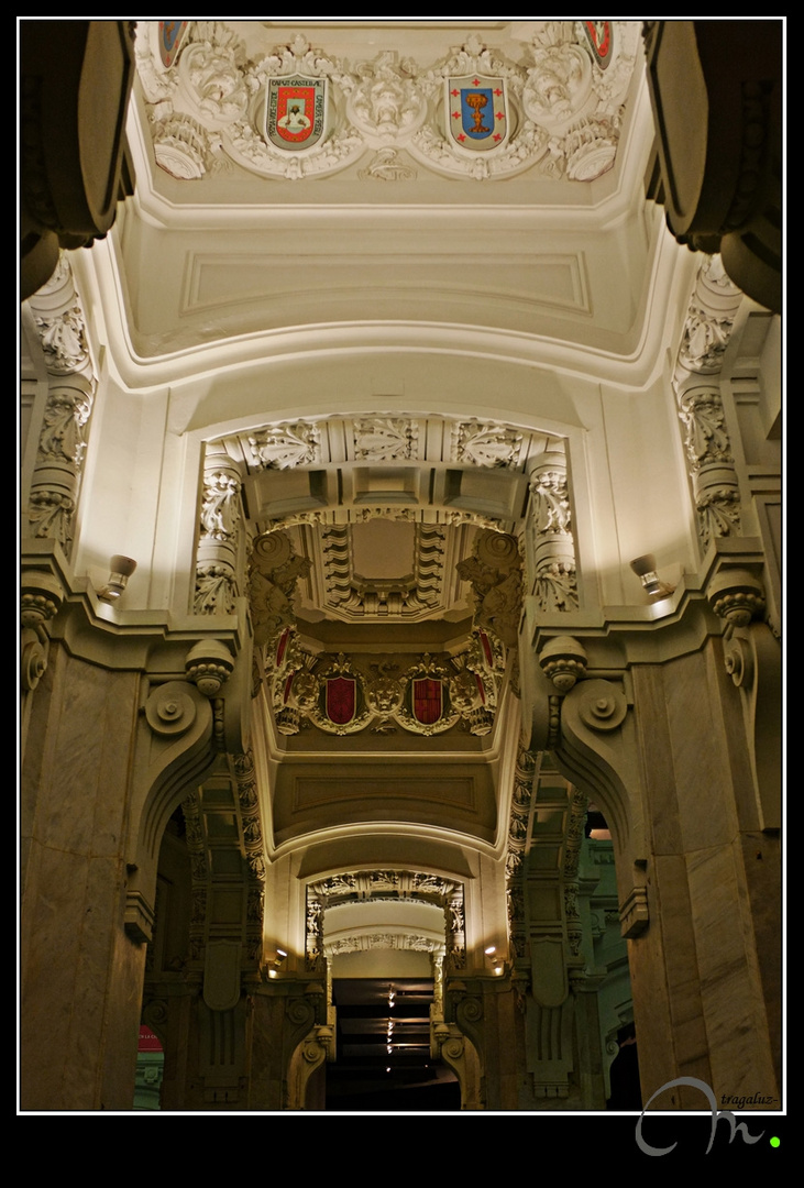 Palacio de Cibeles IV (detalle de los pasillos laterales de la 1ª planta)