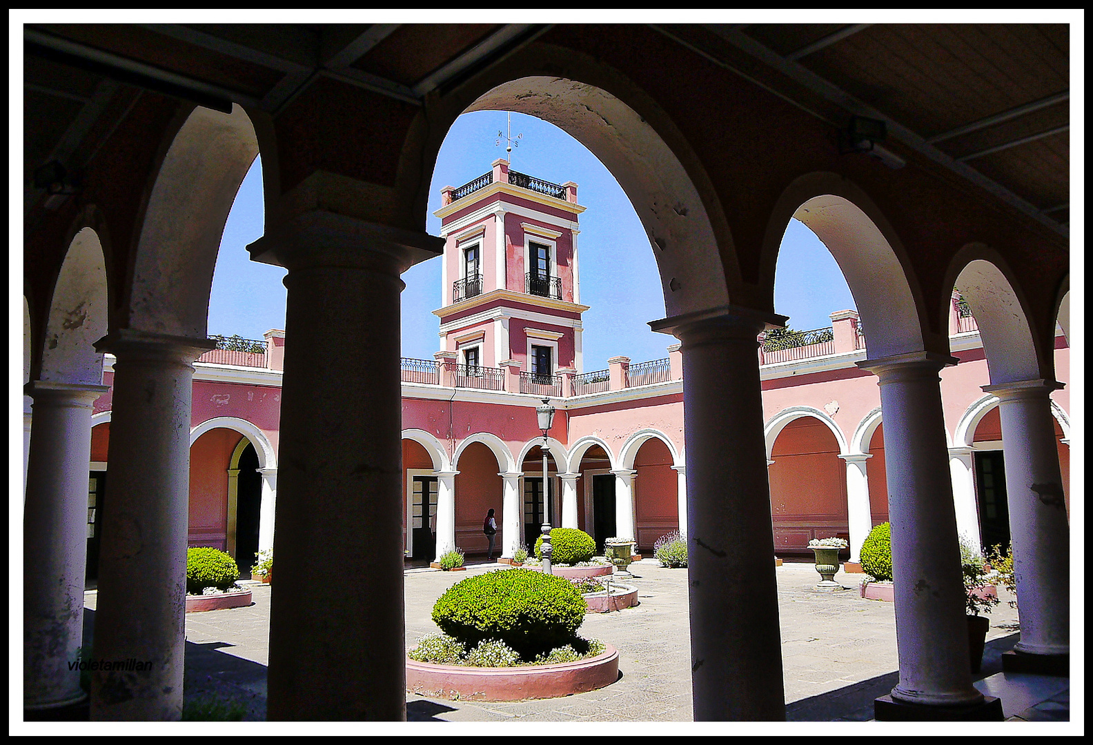 PALACIO DE URQUIZA